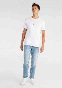 Joplin Slim Tapered Jean -yd. Y223DE01 LBL MODEL