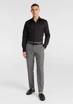 Hulk Muscle Fit Shirt -yd. Y223DS01 BLK MODEL