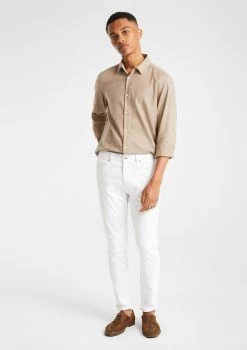 Presley Slim Tapered Jean -yd. Y231DE01 WHT MODEL