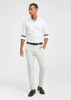 Alpine Regular Textured Geo Shirt -yd. Y231LS26 WHT MODEL